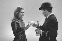 Tiene razón Mrs Peel, no corren buenos tiempos para los agentes secretos...